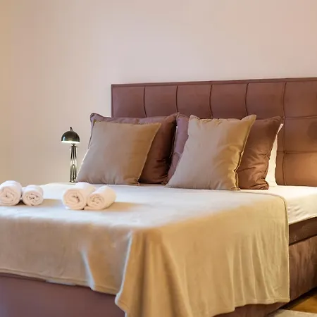 - Waterfront Belgrado