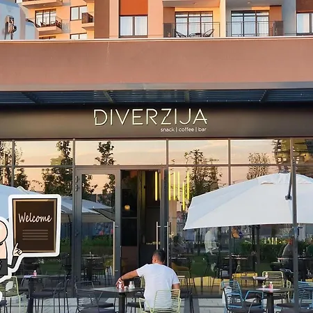 - Waterfront Appartement Belgrado