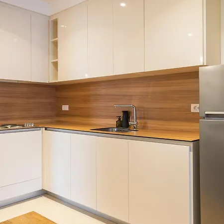 - Waterfront Belgrado