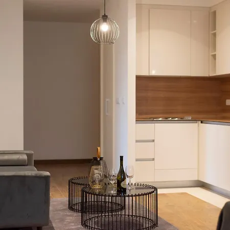 - Waterfront Belgrado